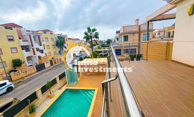 Till salu - Villa - Orihuela Costa - La Zenia