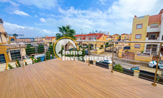 Till salu - Villa - Orihuela Costa - La Zenia