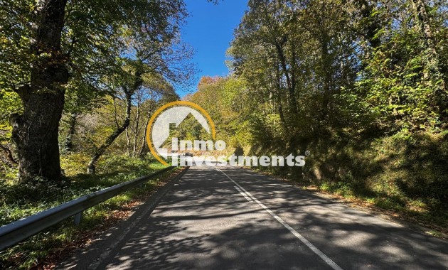 Reventa - Parcela - Salas - Interior