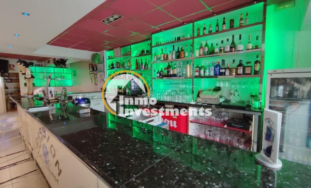 Resale - Commercial - Orihuela Costa - Villamartin