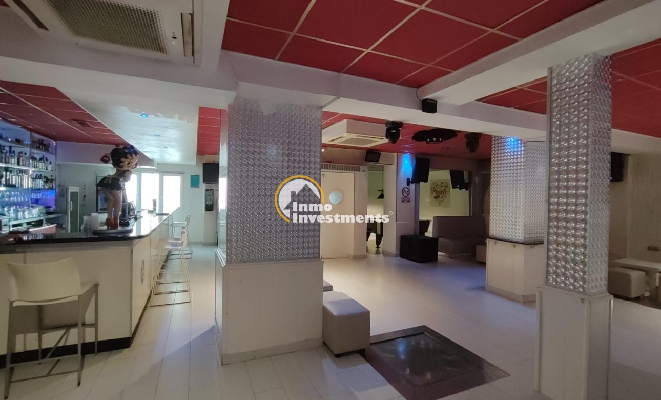 Resale - Commercial - Orihuela Costa - Villamartin