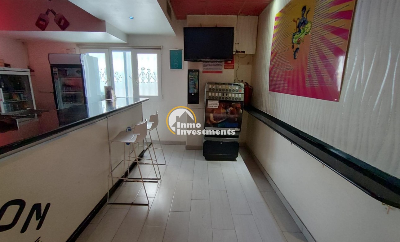 Resale - Commercial - Orihuela Costa - Villamartin