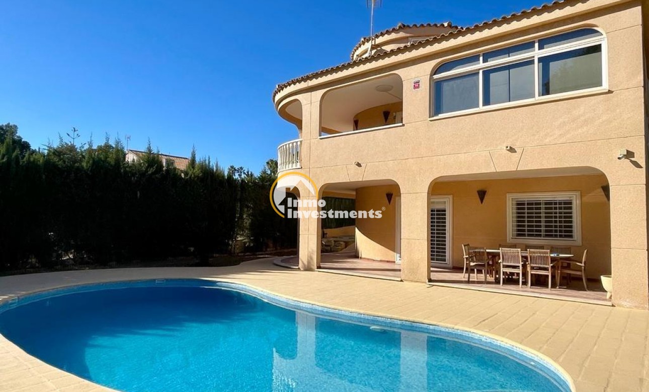 Resale - Villa - Torrevieja - Los Balcones - Los Altos del Edén