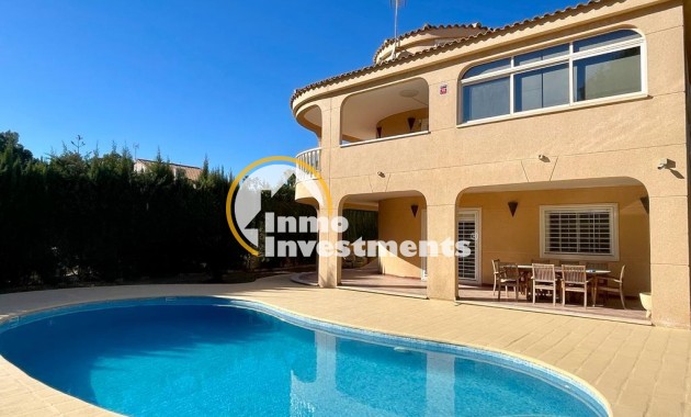 Resale - Villa - Torrevieja - Los Balcones - Los Altos del Edén