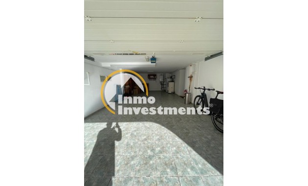 Resale - Villa - Torrevieja - Los Balcones - Los Altos del Edén