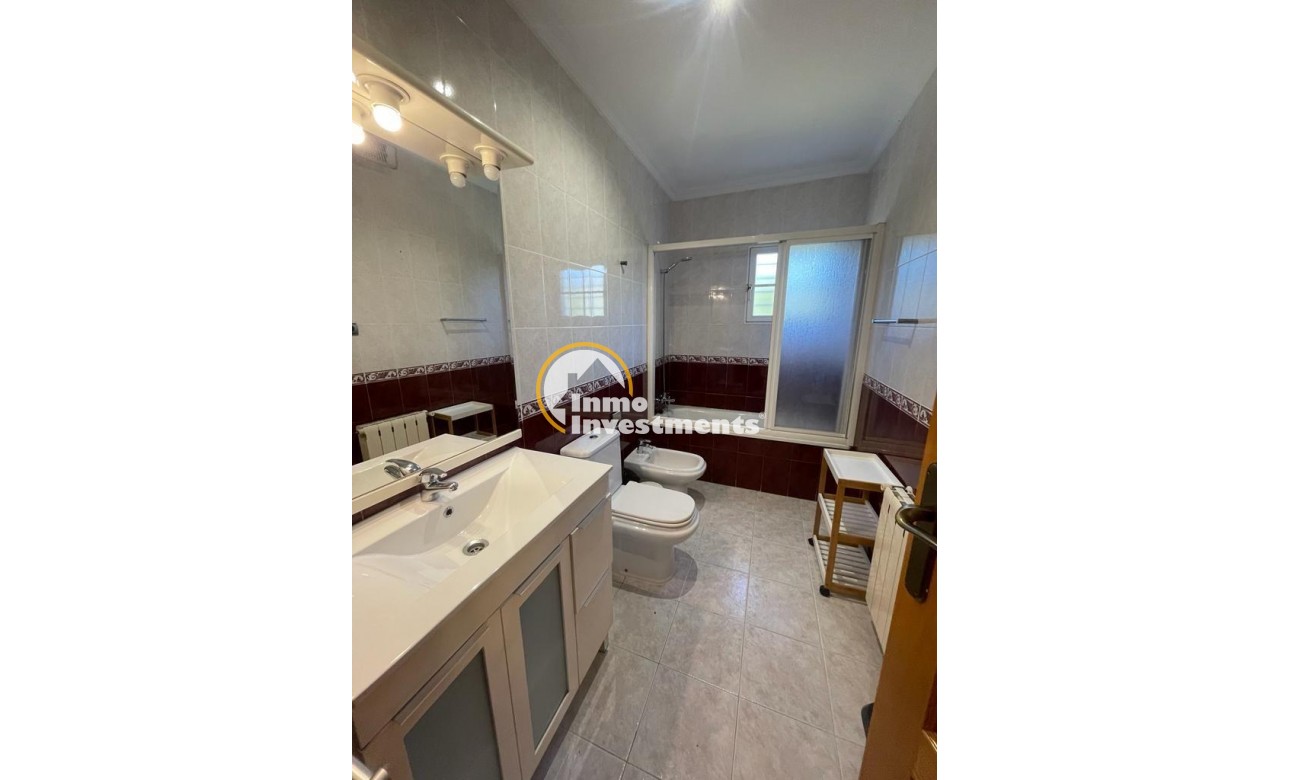 Resale - Villa - Torrevieja - Los Balcones - Los Altos del Edén