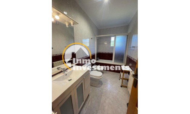 Resale - Villa - Torrevieja - Los Balcones - Los Altos del Edén