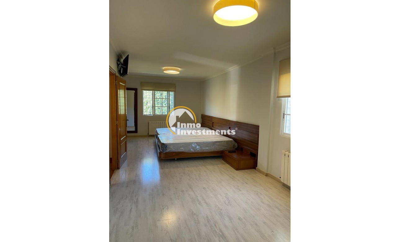 Resale - Villa - Torrevieja - Los Balcones - Los Altos del Edén