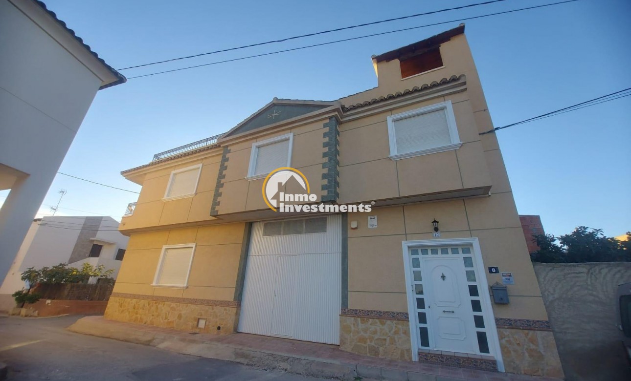 Reventa - Local comercial - Orihuela - La Murada-Los Vicentes
