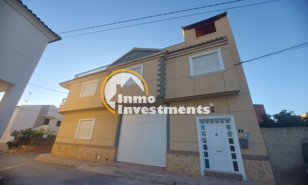 Reventa - Local comercial - Orihuela - La Murada-Los Vicentes