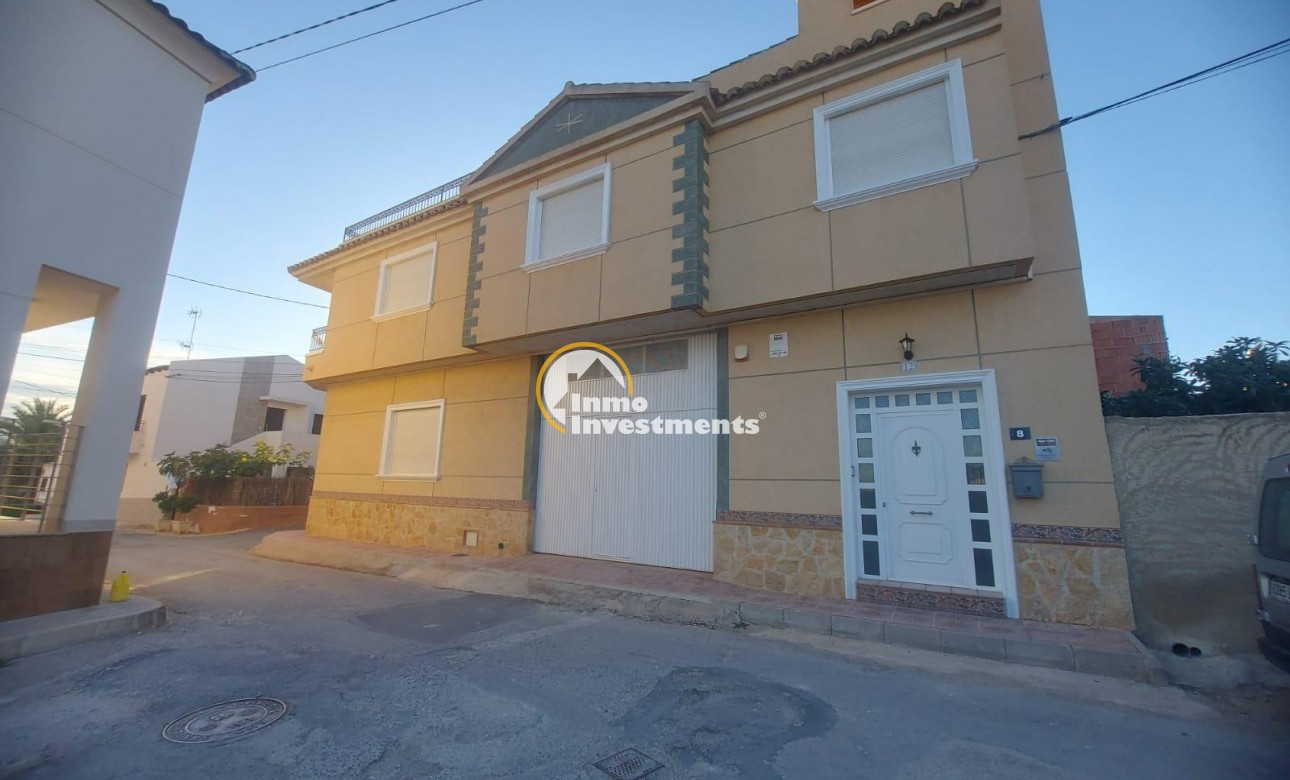 Reventa - Local comercial - Orihuela - La Murada-Los Vicentes