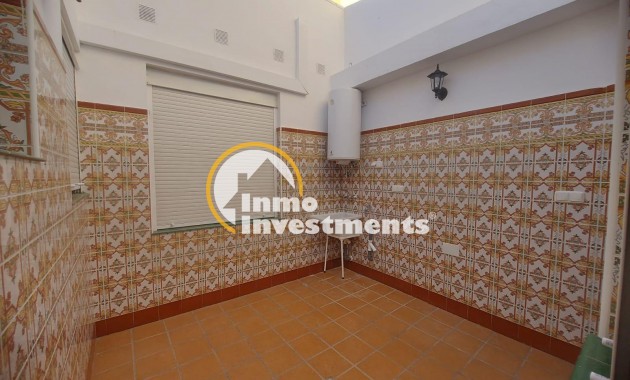 Reventa - Local comercial - Orihuela - La Murada-Los Vicentes