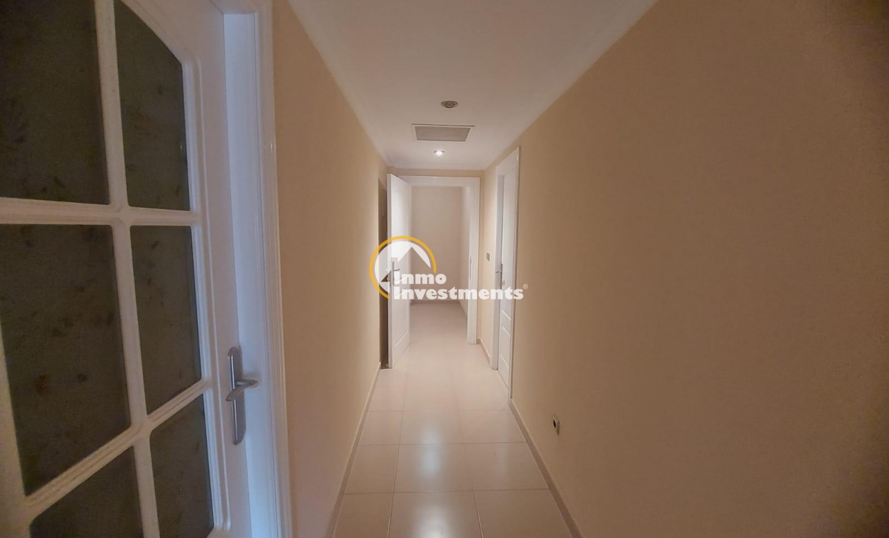 Reventa - Local comercial - Orihuela - La Murada-Los Vicentes