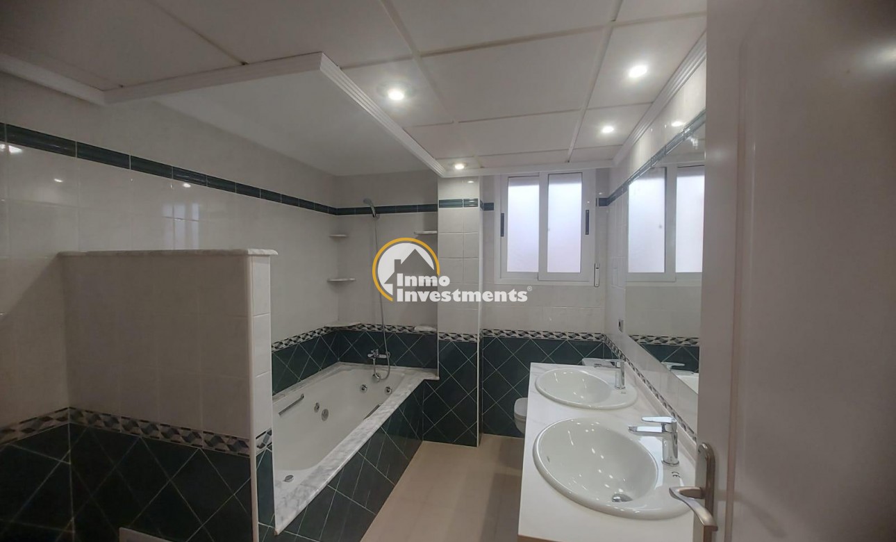 Reventa - Local comercial - Orihuela - La Murada-Los Vicentes