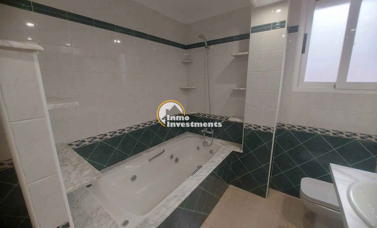 Reventa - Local comercial - Orihuela - La Murada-Los Vicentes