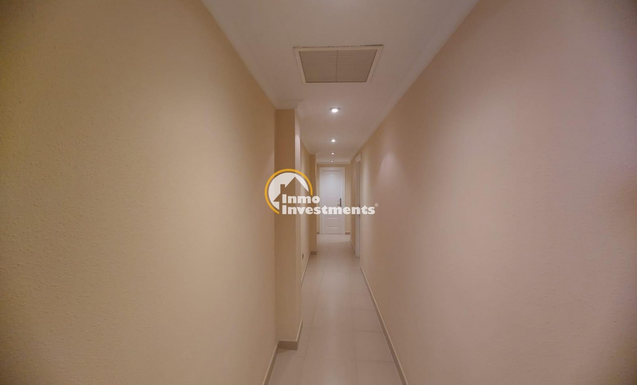 Reventa - Local comercial - Orihuela - La Murada-Los Vicentes