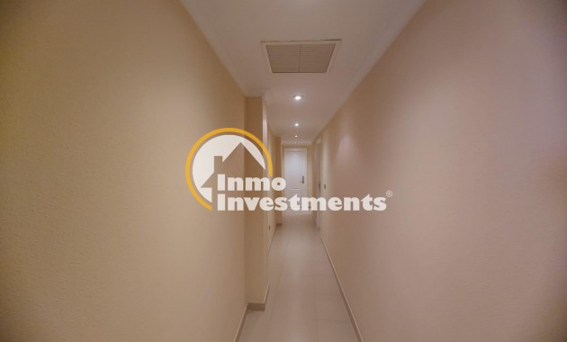 Reventa - Local comercial - Orihuela - La Murada-Los Vicentes