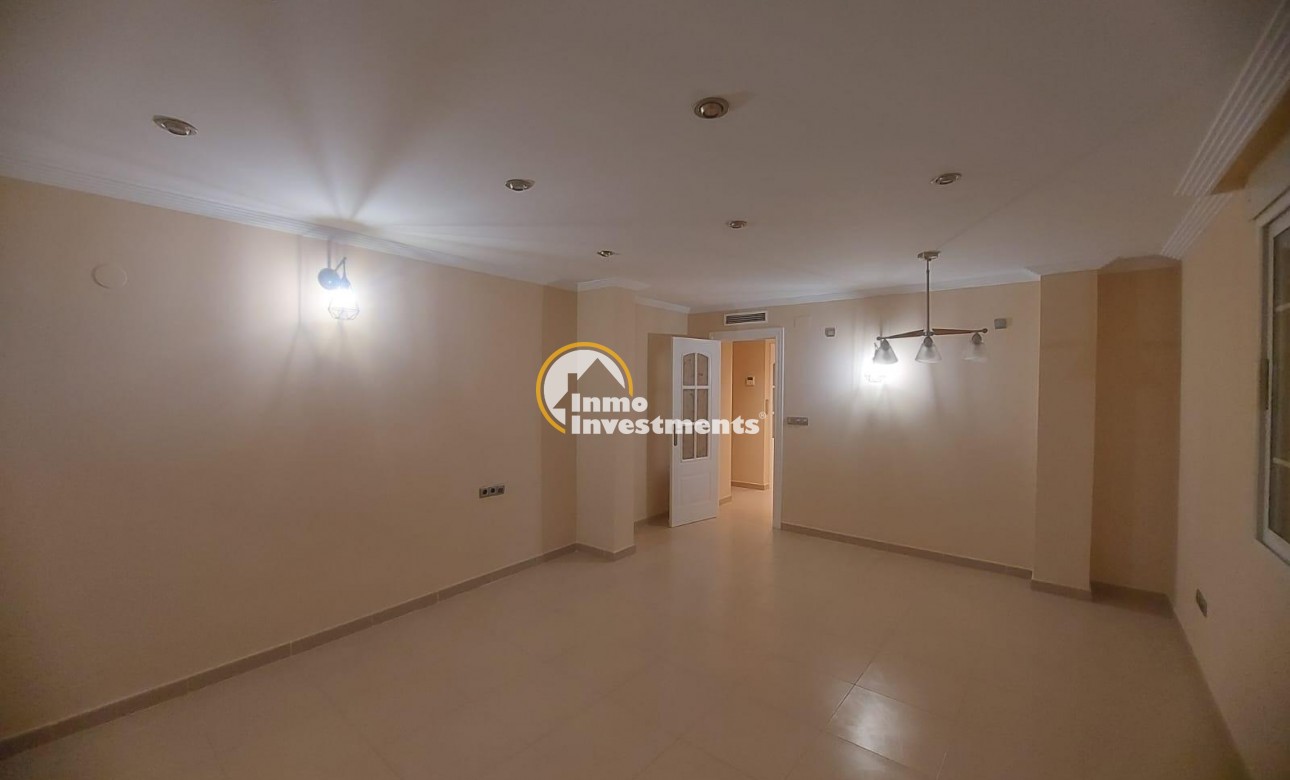 Reventa - Local comercial - Orihuela - La Murada-Los Vicentes