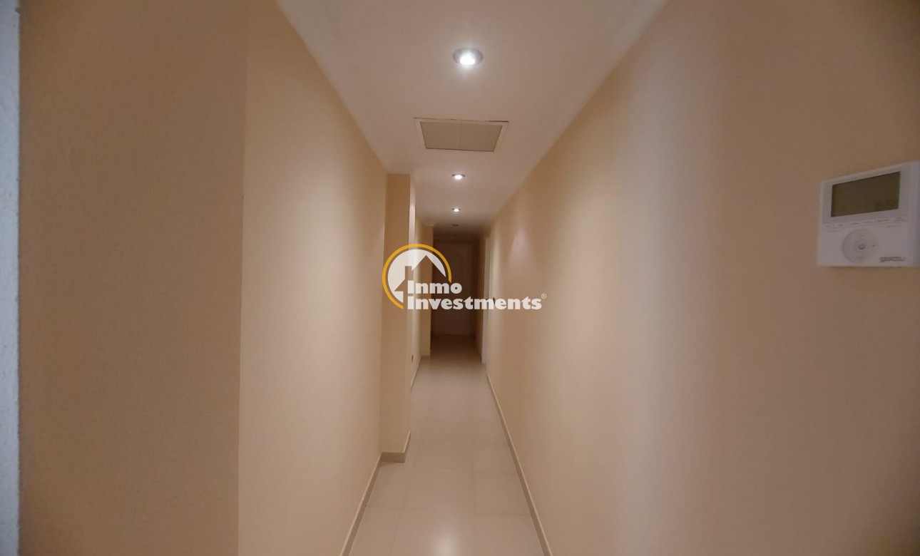 Reventa - Local comercial - Orihuela - La Murada-Los Vicentes