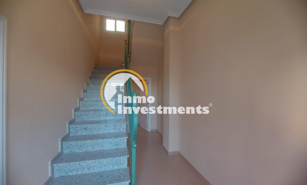 Reventa - Local comercial - Orihuela - La Murada-Los Vicentes