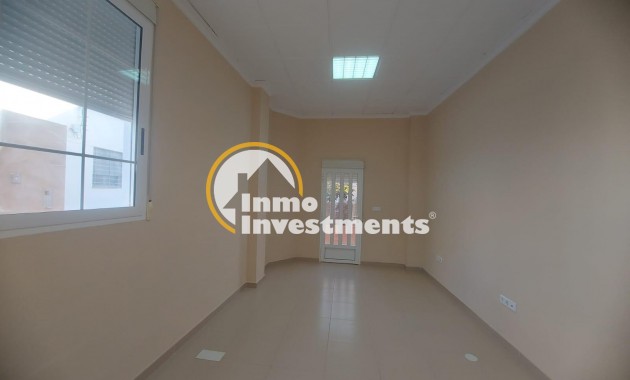 Reventa - Local comercial - Orihuela - La Murada-Los Vicentes