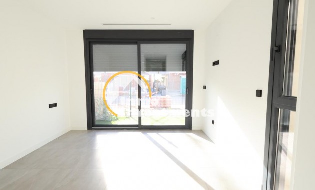 Reventa - Chalet independiente - Los Alcazares - Santa Rosalía