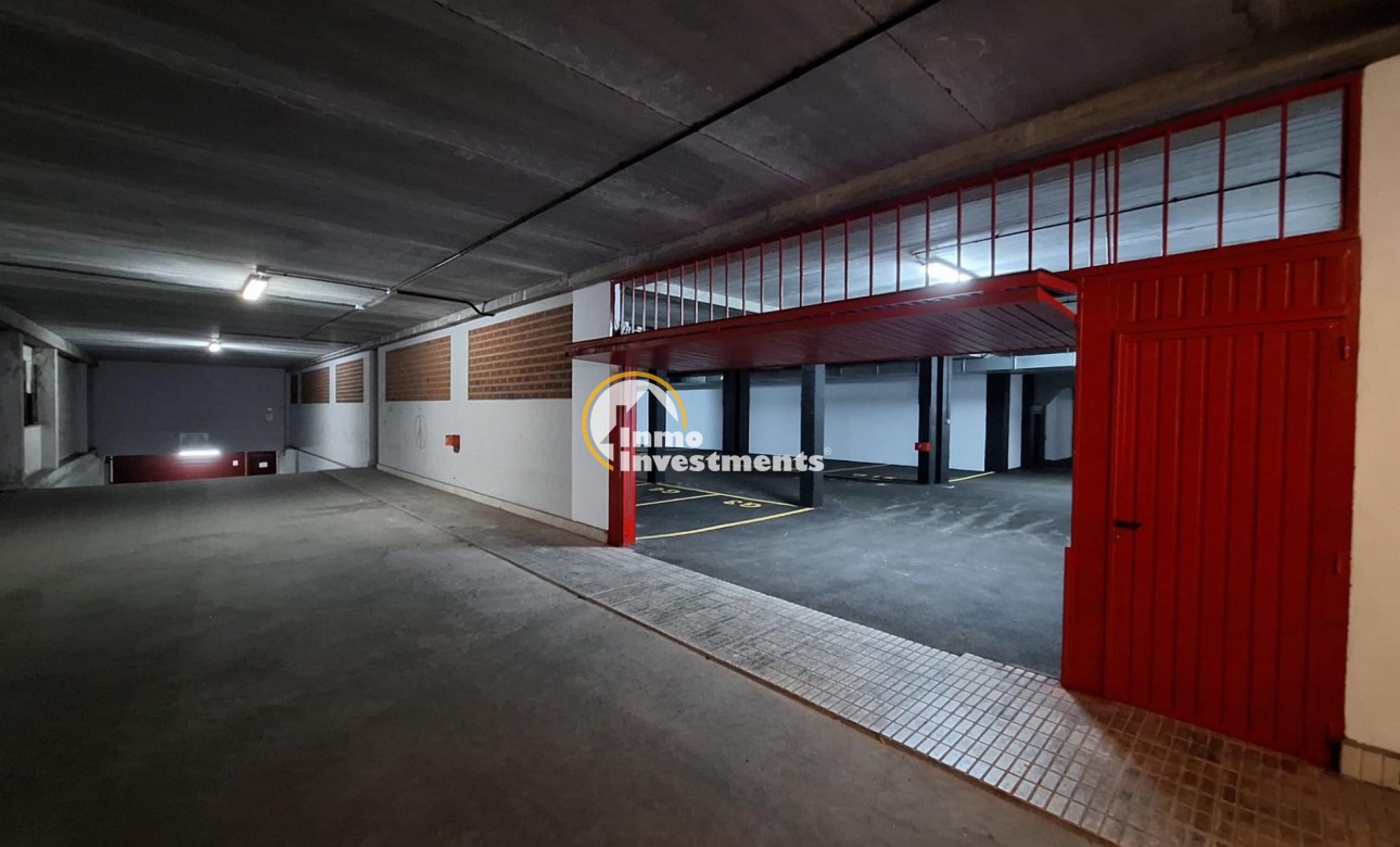 Reventa - Local comercial - Salinas