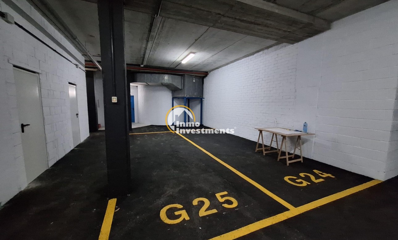 Reventa - Local comercial - Salinas