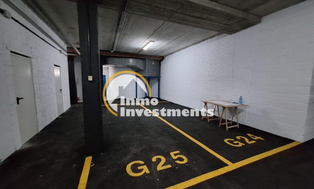 Reventa - Local comercial - Salinas