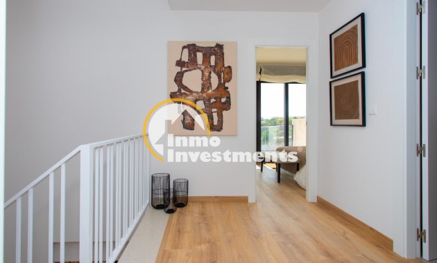 Obra nueva - Chalet adosado - Monforte del Cid - Comunidad valenciana