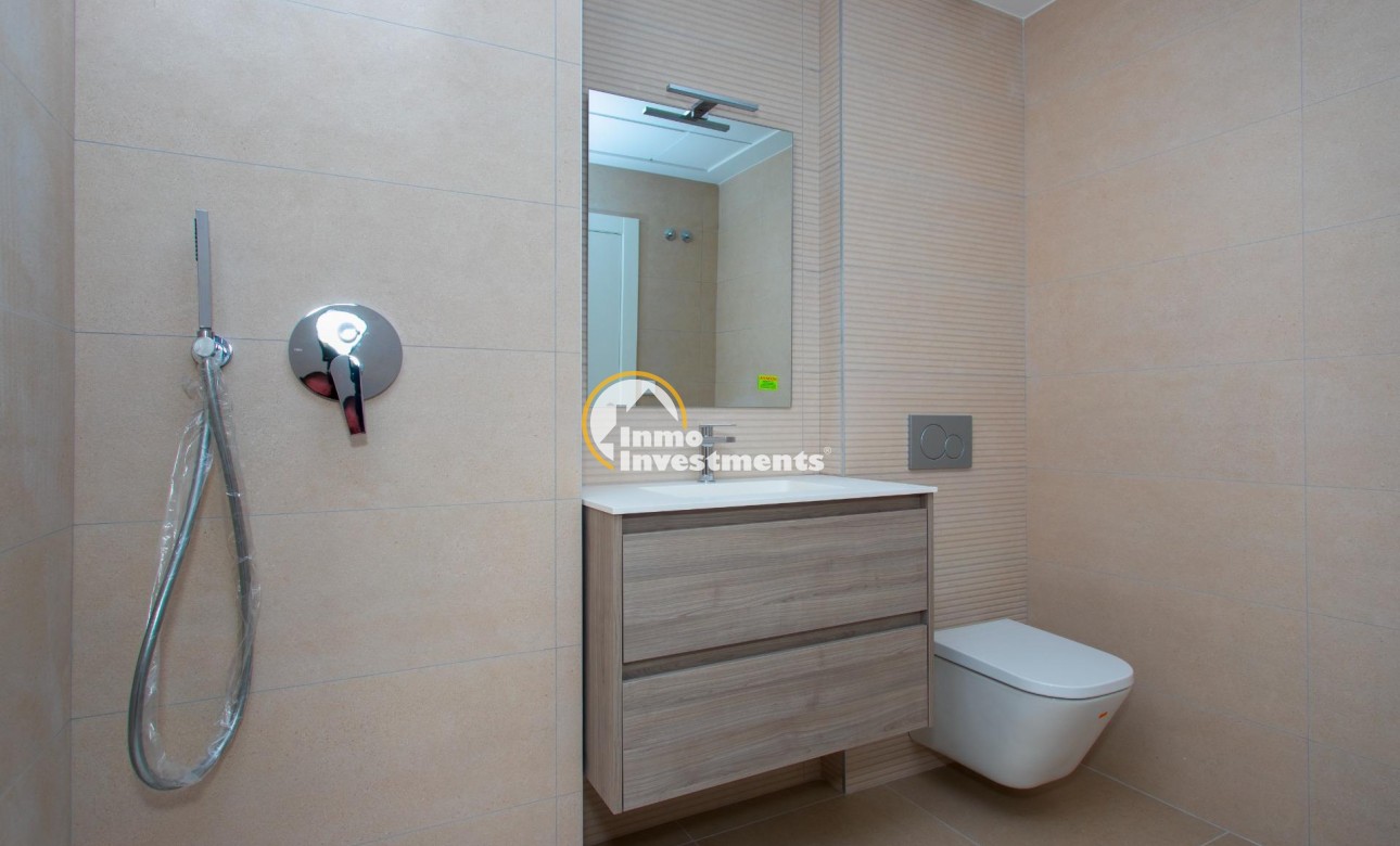 Obra nueva - Chalet adosado - Monforte del Cid - Comunidad valenciana