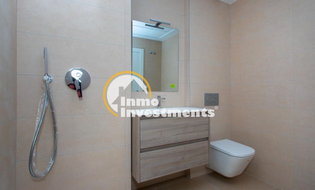 Obra nueva - Chalet adosado - Monforte del Cid - Comunidad valenciana