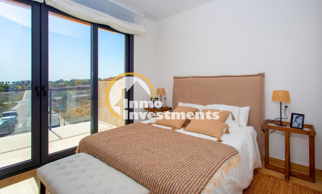 Obra nueva - Chalet adosado - Monforte del Cid - Comunidad valenciana