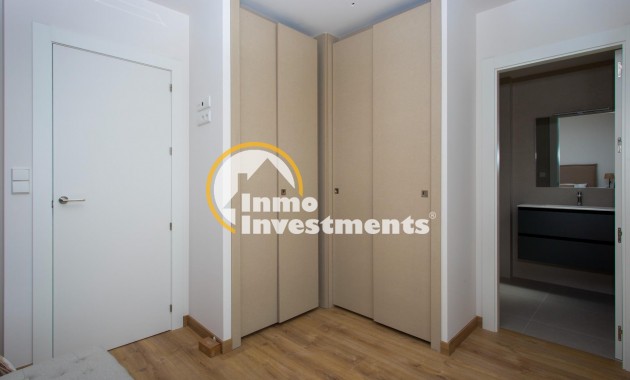 Obra nueva - Chalet adosado - Monforte del Cid - Comunidad valenciana