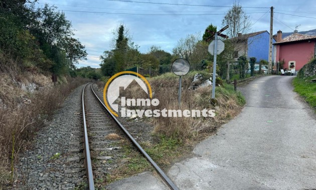 Reventa - Parcela - Llanes - Cué-San Roque-Andrín