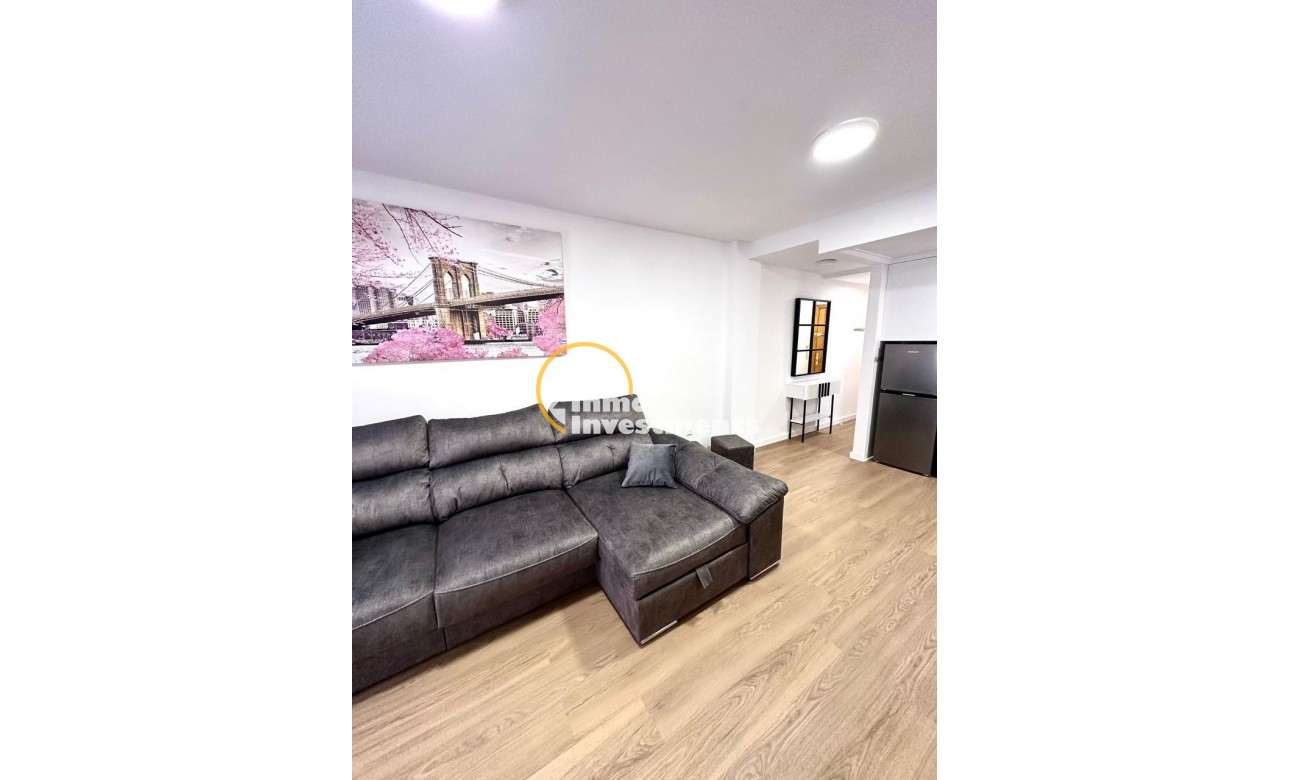 Reventa - Apartamento - Torrevieja - Estacion de autobuses