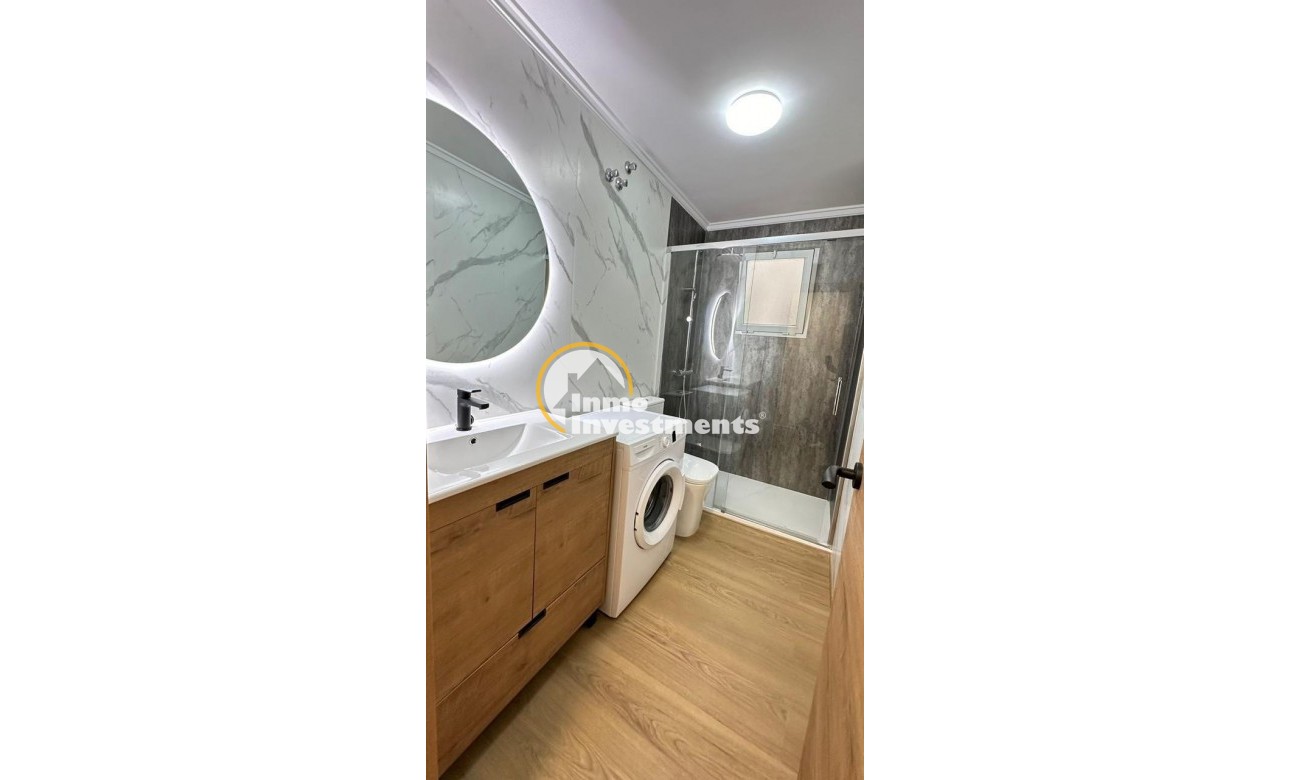 Reventa - Apartamento - Torrevieja - Estacion de autobuses