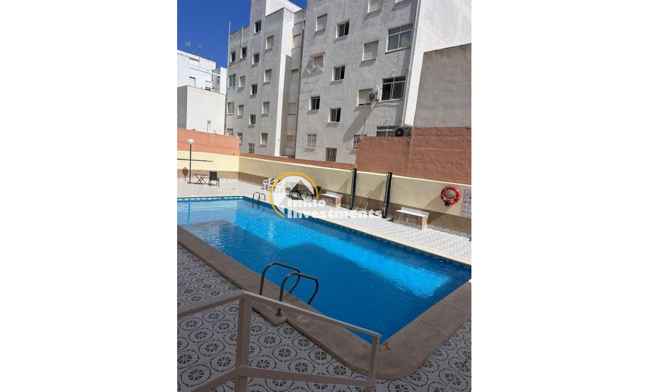Reventa - Apartamento - Torrevieja - Estacion de autobuses