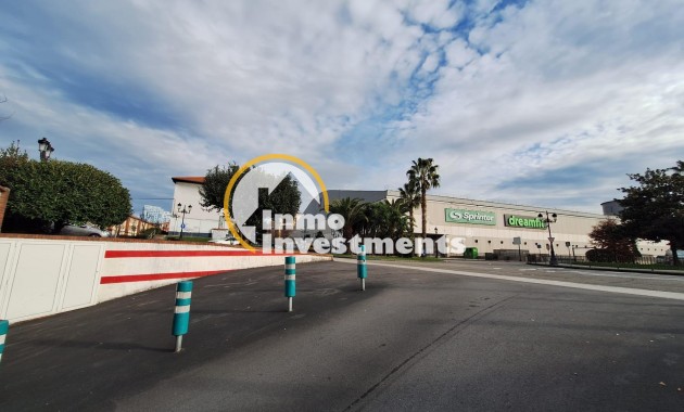 Bestaande bouw - Commercieel - Oviedo - Teatinos-Los Prados