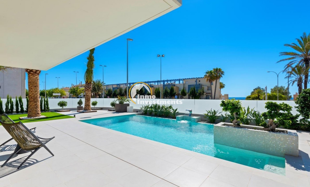Reventa - Chalet independiente - Orihuela Costa - Campoamor