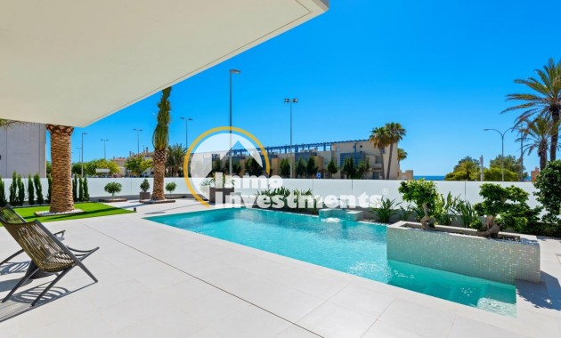 Reventa - Chalet independiente - Orihuela Costa - Campoamor