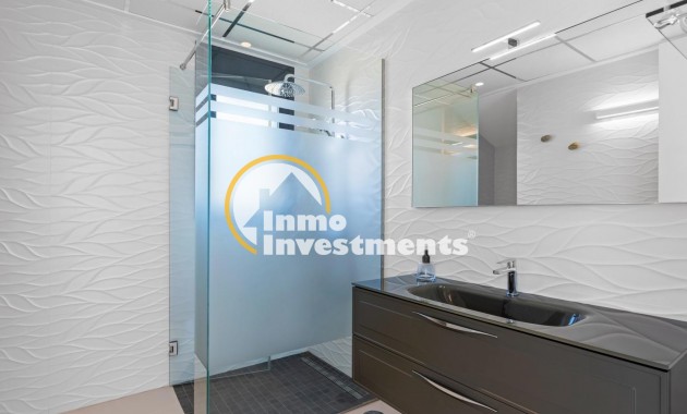 Reventa - Chalet independiente - Orihuela Costa - Campoamor