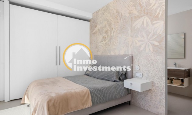 Reventa - Chalet independiente - Orihuela Costa - Campoamor