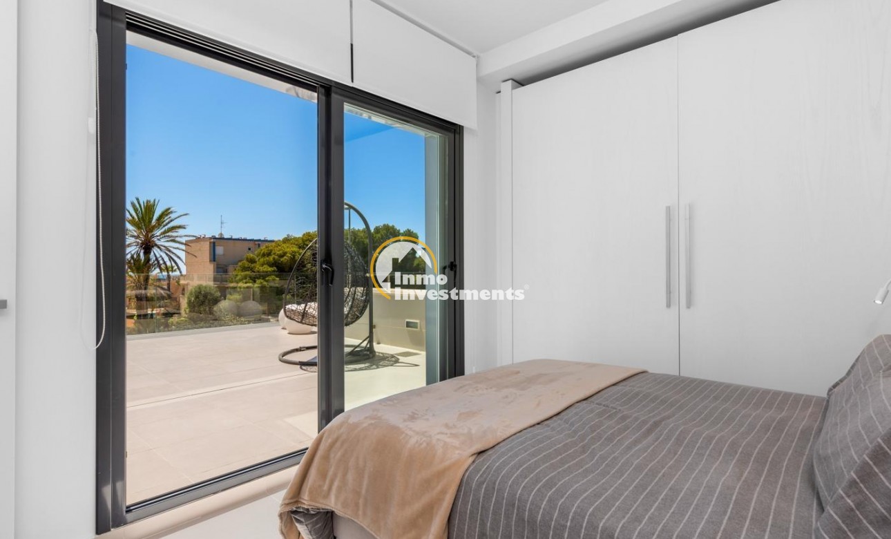 Reventa - Chalet independiente - Orihuela Costa - Campoamor