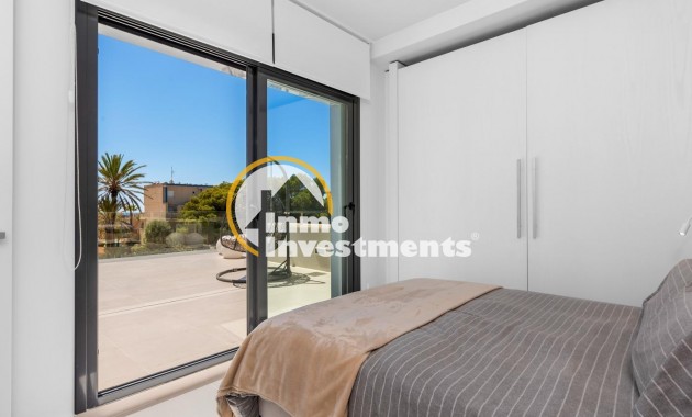 Reventa - Chalet independiente - Orihuela Costa - Campoamor