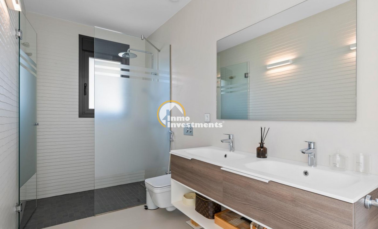 Reventa - Chalet independiente - Orihuela Costa - Campoamor