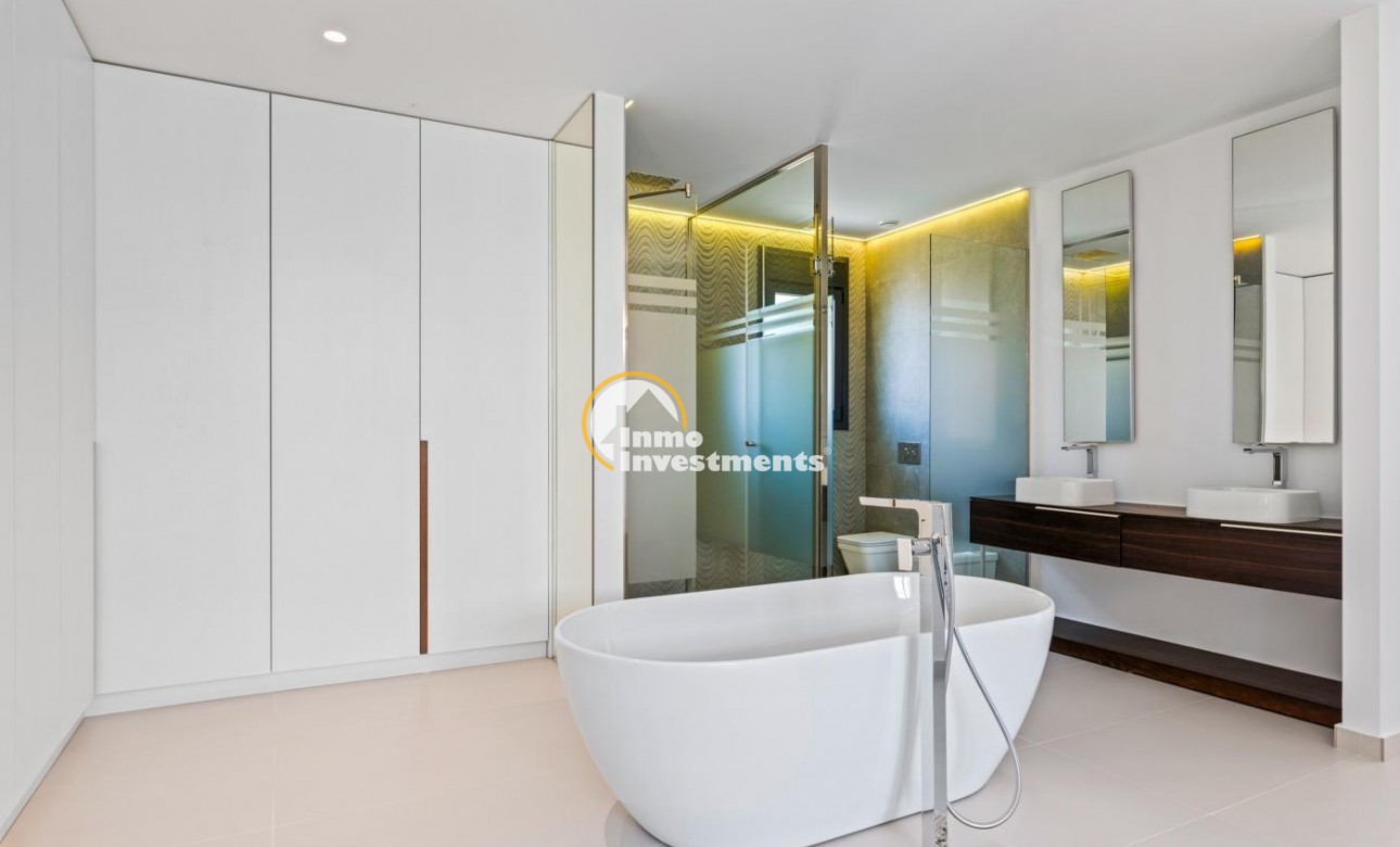 Reventa - Chalet independiente - Orihuela Costa - Campoamor