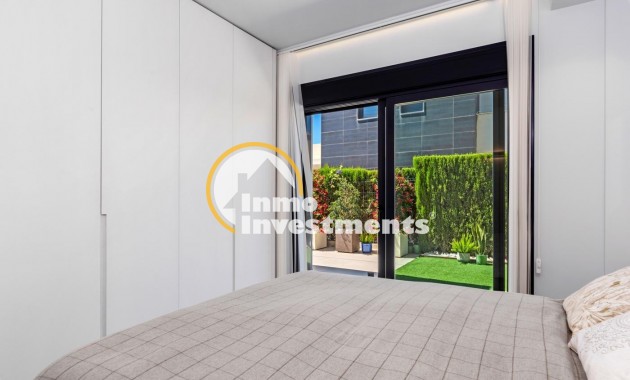 Reventa - Chalet independiente - Orihuela Costa - Campoamor