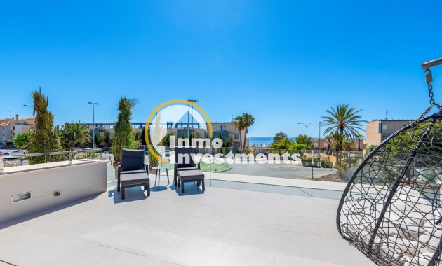 Reventa - Chalet independiente - Orihuela Costa - Campoamor