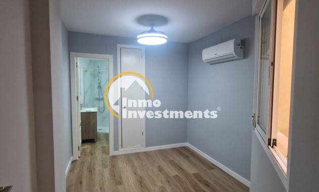 Bestaande bouw - Appartement - Torrevieja - La Mata pueblo